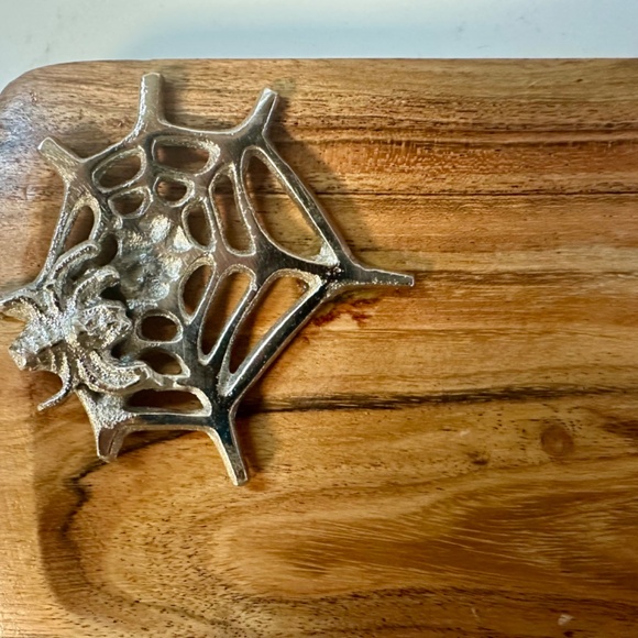 Wood Serving Tray Halloween Silver Spider Charcuterie boards, Halloween Tray - Picture 2 of 8